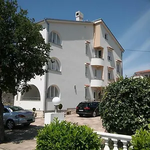 Penzion Garfild, Novi Vinodolski