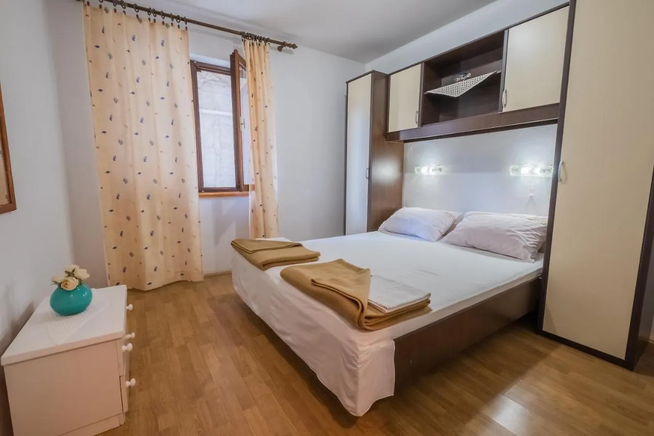Cozy Apartment Near The Sea Novi Vinodolski 0*,  Kroatien